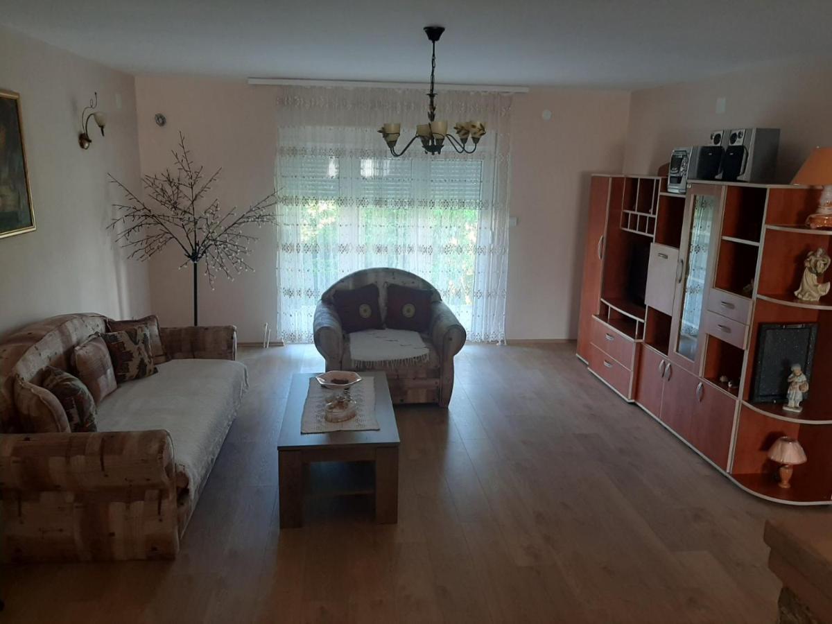 Apartament Sunny Trnava  Zewnętrze zdjęcie